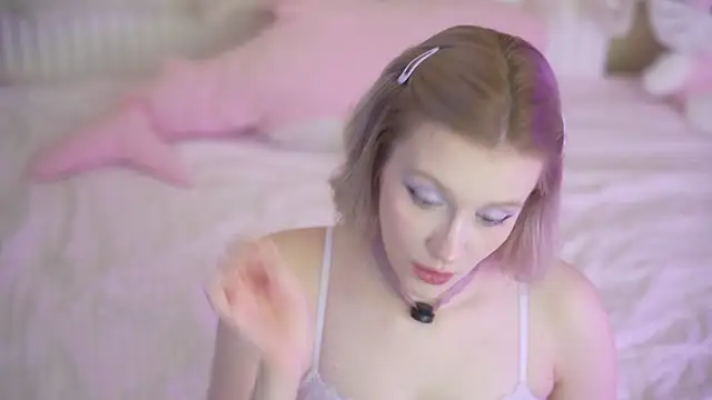 Snapshot of lil_tweety chatting on November 2025 07:27:02 PM lil tweety online show from November 2025 07:27:02 PM