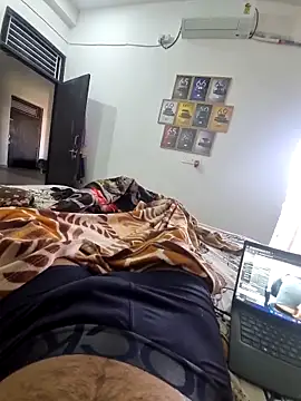 Snapshot of YoursThickDick chatting on October 2025 04:44:01 AM YoursThickDick online show from October 2025 04:44:01 AM