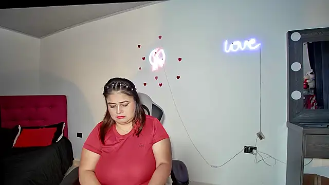 Lizz Milf online show from November 2025 04:46:01 AM