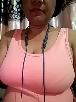 Love-pari09 online show from September 2025 12:00:02 AM