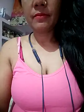 Love-pari09 online show from September 2025 01:00:01 PM