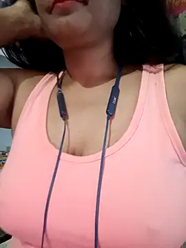 Love-pari09 online show from September 2025 01:40:02 AM
