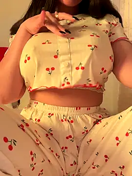 OnlyRima online show from October 2025 12:47:01 PM