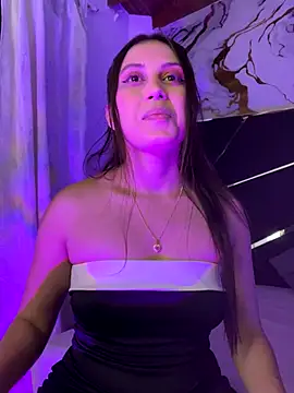 Harley J  online show from September 2025 12:32:02 PM