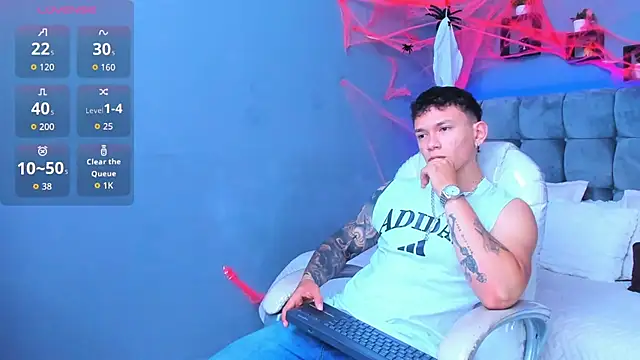 Thomas moon online show from October 2025 11:53:01 AM