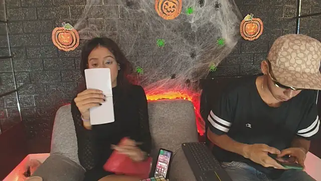 HellAndDante  online show from October 2025 11:49:02 PM