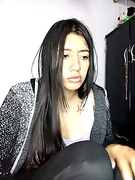 Madow Lu online show from October 2025 12:38:02 PM