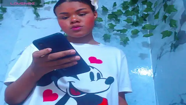 negrihot crazy online show from November 2025 07:03:02 PM