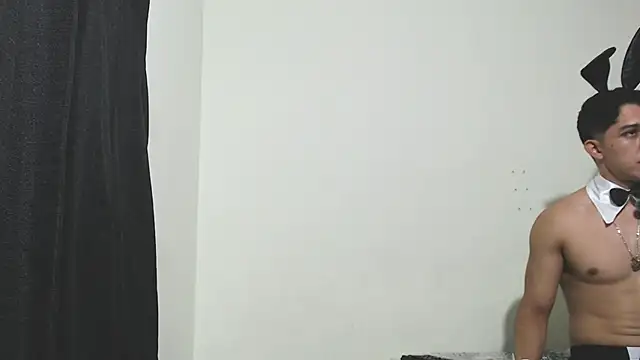 Snapshot of Penelope77 chatting on October 2025 05:26:02 AM Penelope77 online show from October 2025 05:26:02 AM