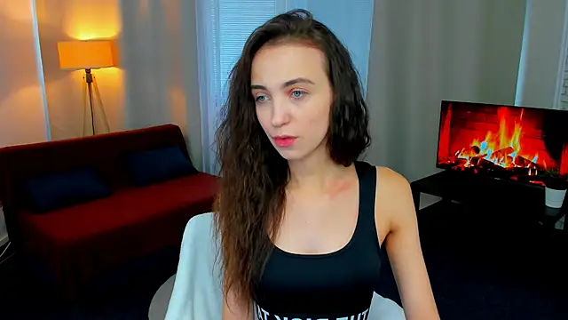 EllaSteele online show from October 2025 01:30:01 PM