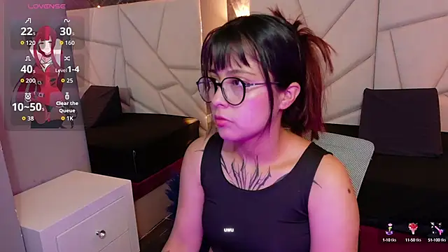 sophiaa 7 online show from October 2025 12:04:01 PM