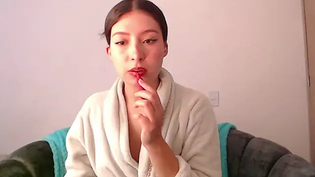 -Ivonny online show from September 2025 08:25:02 PM