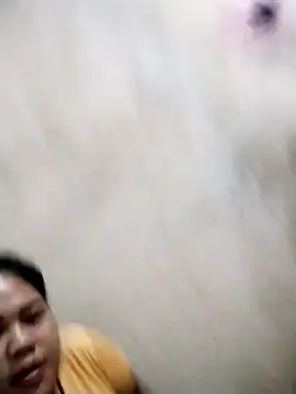 Snapshot of big_booty15 chatting on October 2025 02:12:01 AM big booty15 online show from October 2025 02:12:01 AM