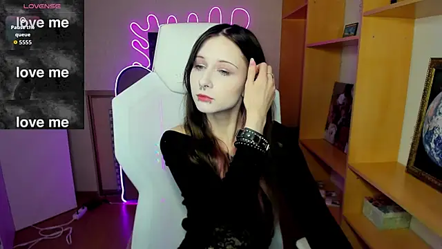 AmamiDark online show from November 2025 01:16:02 AM