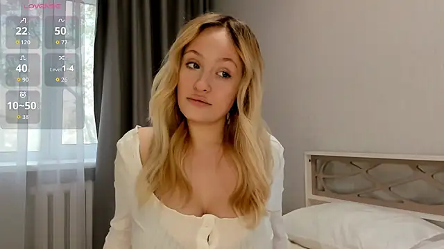 Julliakoill online show from October 2025 05:38:02 AM