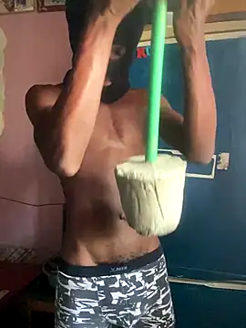 Jaydemasked online show from November 2025 12:37:02 PM