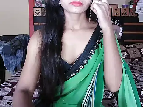 ROSE GOLDE online show from September 2025 02:55:01 PM