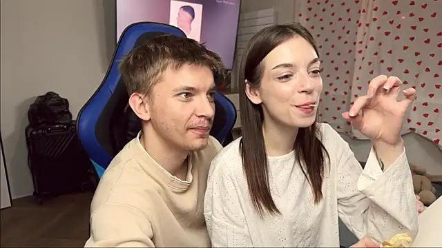 AsyaSky online show from November 2025 04:24:01 PM