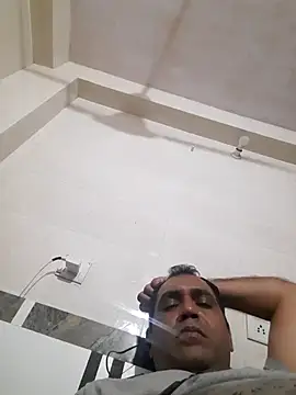 Snapshot of Hot-boy077 chatting on October 2025 04:05:01 PM Hot-boy077 online show from October 2025 04:05:01 PM