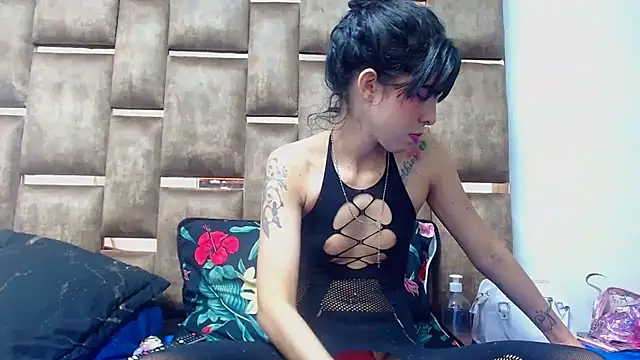 Alexahotz online show from September 2025 06:48:02 AM