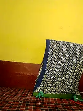 Taara hot online show from September 2025 02:35:01 AM