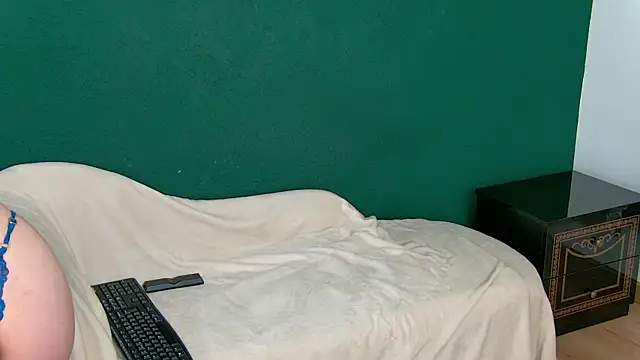 CataleyaSinn online show from September 2025 04:34:02 AM