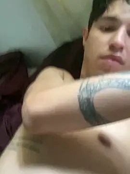 Snapshot of mavis21xxx chatting on December 2025 04:35:02 PM mavis21xxx online show from December 2025 04:35:02 PM