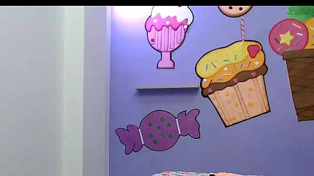 celesteskinny18 online show from September 2025 07:51:02 PM