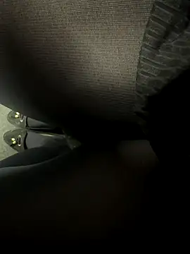 HiddenHoneyLDN online show from September 2025 09:09:01 AM