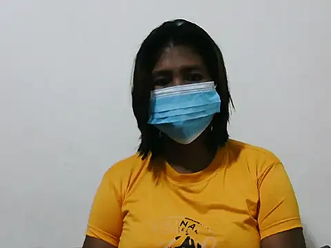 Snapshot of HornyPusssyy chatting on November 2025 04:01:02 AM HornyPusssyy online show from November 2025 04:01:02 AM