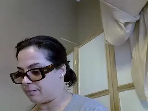 ITALIANASISIXX online show from January 2025 01:55:02 PM