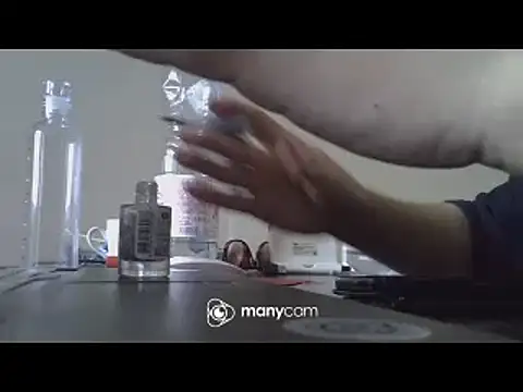 ITALIANASISIXX online show from February 2025 11:32:02 AM