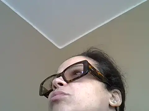 ITALIANASISIXX online show from March 2025 07:19:01 AM