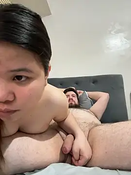 Snapshot of Charming_Chaos chatting on October 2025 10:33:02 AM Charming Chaos online show from October 2025 10:33:02 AM