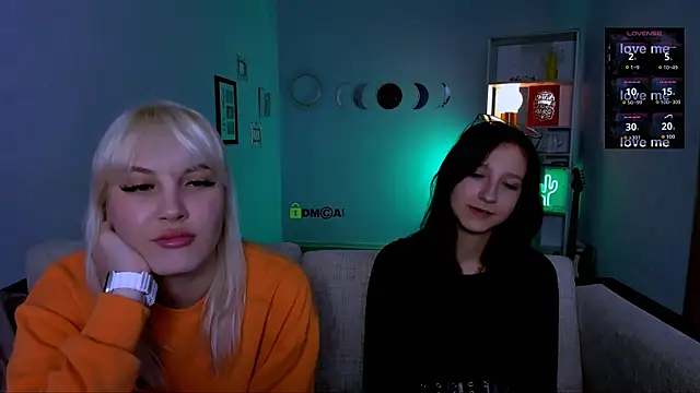 Snapshot of lau_ra_queen chatting on November 2025 02:43:02 AM lau ra queen online show from November 2025 02:43:02 AM