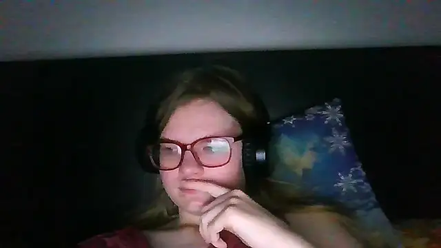 Moonolighta online show from October 2025 06:45:02 AM