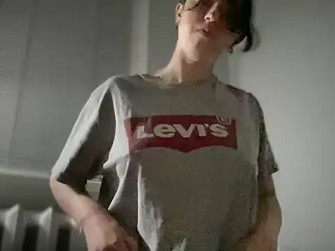 Rosea Champagne online show from November 2025 06:19:02 PM