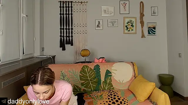 daddyonlyloveme online show from October 2025 08:09:02 PM