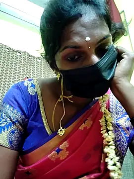 Snapshot of Honey_rosetamil chatting on October 2025 01:03:02 PM Honey rosetamil online show from October 2025 01:03:02 PM