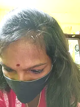 Snapshot of Honey_rosetamil chatting on November 2025 01:06:02 AM Honey rosetamil online show from November 2025 01:06:02 AM