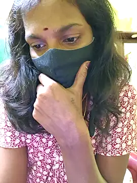 Snapshot of Honey_rosetamil chatting on November 2025 09:18:01 PM Honey rosetamil online show from November 2025 09:18:01 PM