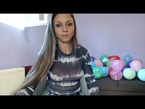 Snapshot of RheaEtthan chatting on September 2025 08:49:01 AM RheaEtthan online show from September 2025 08:49:01 AM