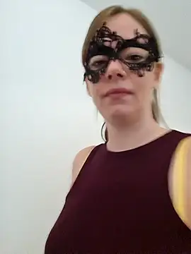 Snapshot of Squirtingcouple9094 chatting on October 2025 07:43:02 AM Squirtingcouple9094 online show from October 2025 07:43:02 AM