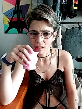 Lulypsicologasexual online show from October 2025 03:29:01 PM