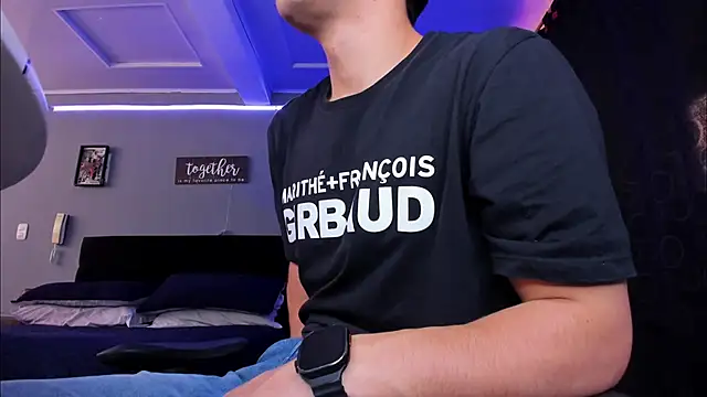 alexgiraldo   online show from October 2025 01:23:02 PM