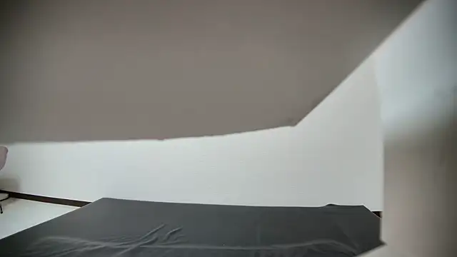 hentai-kamen-japan online show from September 2025 11:33:01 AM
