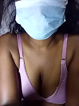 Snapshot of MickMicky chatting on October 2025 12:55:01 AM MickMicky online show from October 2025 12:55:01 AM