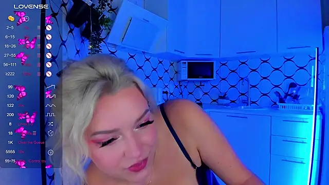 Candy Mur online show from September 2025 04:08:02 PM