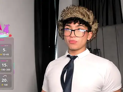 Snapshot of Valentin0_3 chatting on October 2025 11:58:02 AM Valentin0 3 online show from October 2025 11:58:02 AM