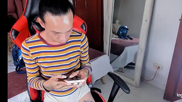 Snapshot of sara_slut21 chatting on February 2025 08:31:01 PM sara slut21 online show from February 2025 08:31:01 PM